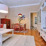 Apartamento Via Gatteri 60 *