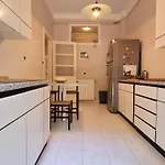 Via Gatteri 60 Apartamento